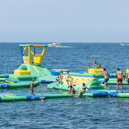 Eurocamp Mobile Homes At Campsite Bijela Uvala Holiday park Porec